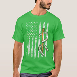 Horseshoe Pitching USA Flag Horseshoehrowing Game  T-Shirt