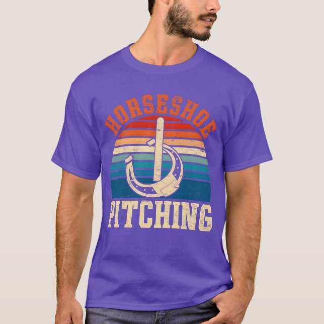 Horseshoe throwing gift retro horses horseshoes fr T-Shirt (Front)