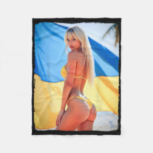 Hot Bybe - Beautiful Bikini Girl With Ukraine Flag Fleece Blanket