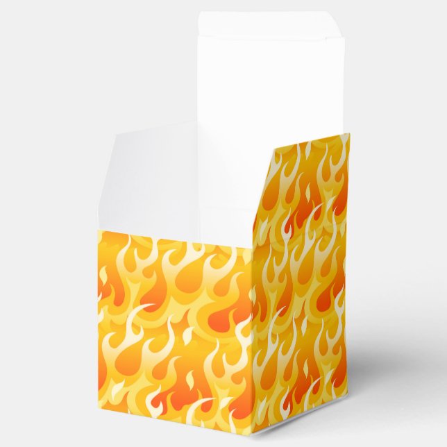 Hot flames favour box (Opened)