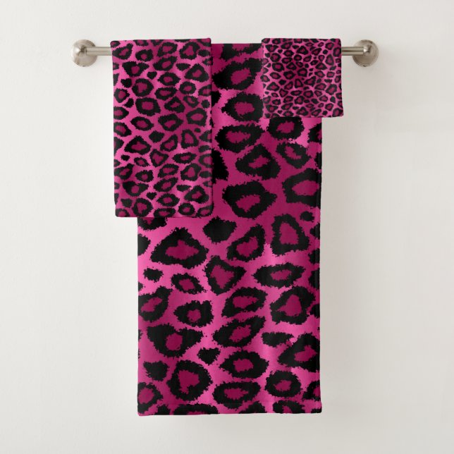 Hot Pink Leopard Pattern Bath Towel Set (Insitu)