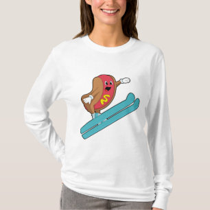 Hotdog as Ski jumper with Ski.PNG T-Shirt