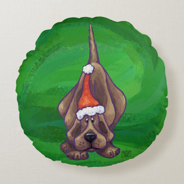 Hound Dog Christmas On Green Round Cushion (Front)