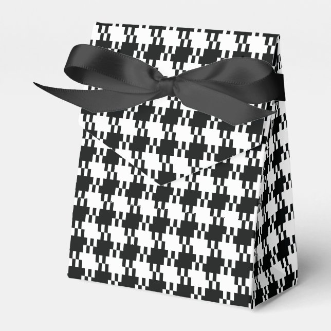 Houndstooth Favour Box (Front Side)