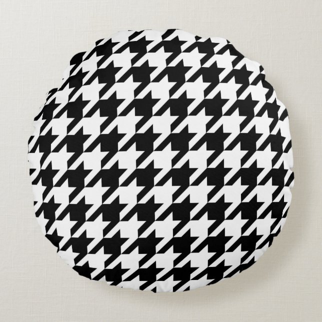 Houndstooth Pattern in Black and White Round Cushion (Front)