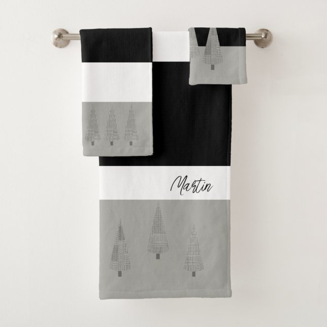 Houndstooth Patterned Christmas Tree Monogrammed Bath Towel Set (Insitu)