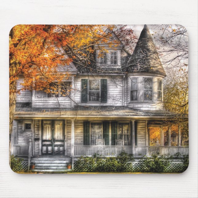 House - Classic Victorian Mouse Mat (Front)