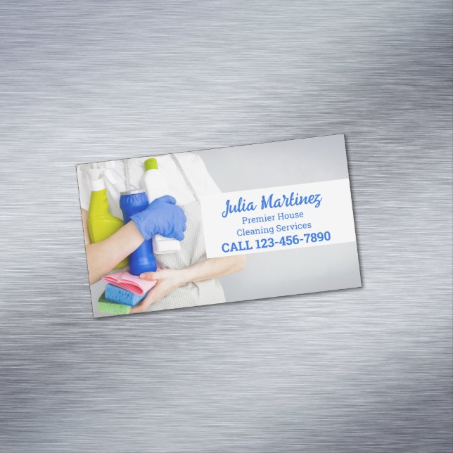 House Cleaning Magnetic Business Card (In Situ)