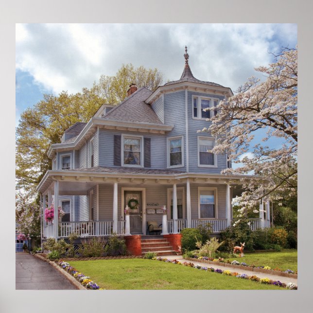 House - Grannies House Poster (Front)