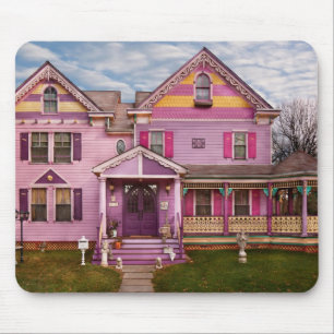 House - Victorian - I love bright colours Mouse Mat