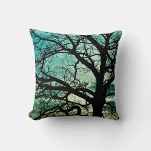 How Jealous Be the Moon? Cushion