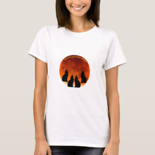 Howling at the Moon. T-Shirt