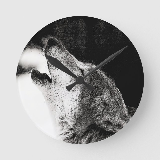 Howling Wolf Round Clock (Front)