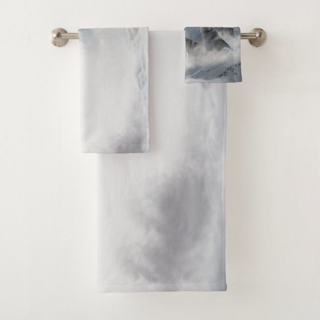 Howling Wolves Mountain Fog Scene Print Bath Towel Set (Insitu)