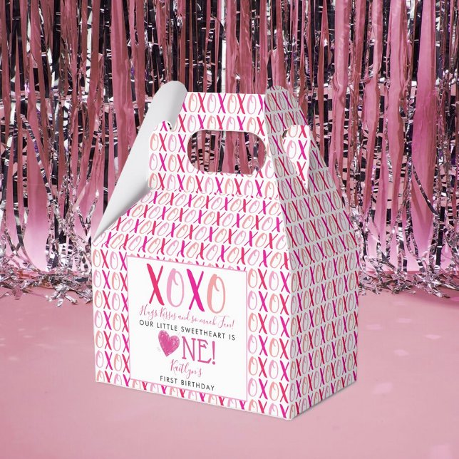 Hugs & Kisses (XOXO) Valentine's Day 1st Birthday Favour Box (Creator Uploaded)