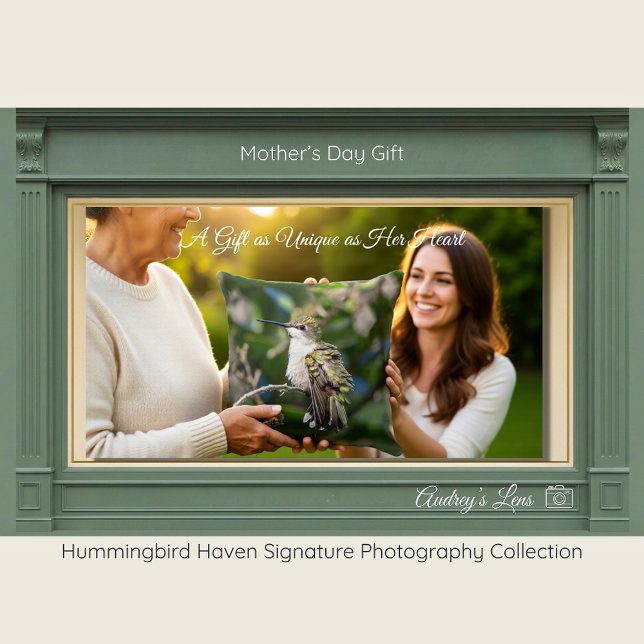Hummingbird Fine Art Throw Pillow Gift for Mum (Creator Uploaded)