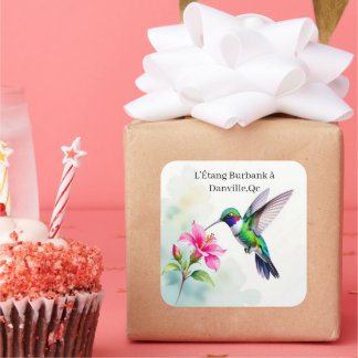 Hummingbird sipping from a flower – Flora hummingb Square Sticker