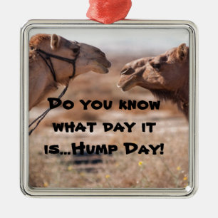 Hump Day Camels Metal Tree Decoration