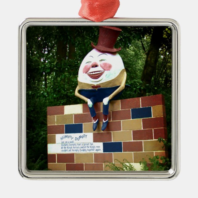 Humpty Dumpty Metal Tree Decoration (Front)