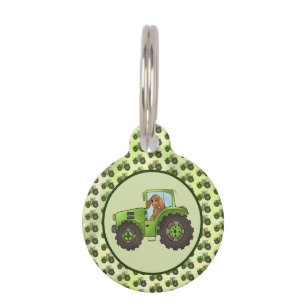 Hund mit Trecker Pet Tag