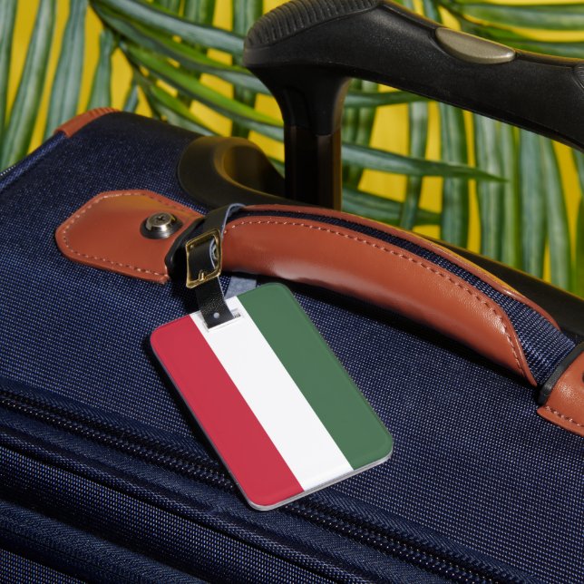 Hungary flag luggage tag (Front Insitu 1)