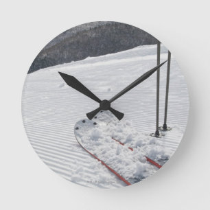 Hunter Round Clock