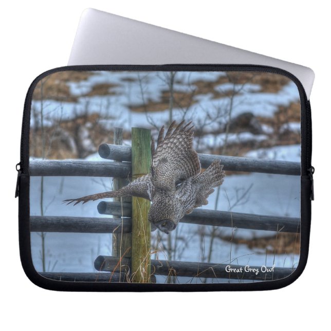 Hunting Great Grey Owl Raptor Winter Wildlife Laptop Sleeve (Front)