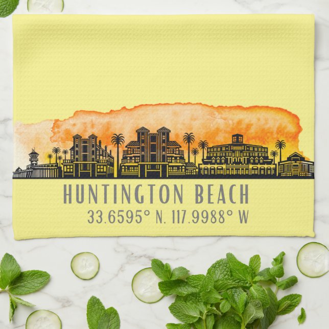 Huntington Beach City Silhouette   Tea Towel (Folded)