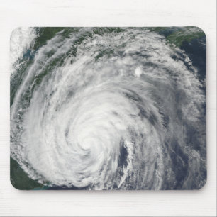 Hurricane Earl off the Mid-Atlantic Mouse Mat