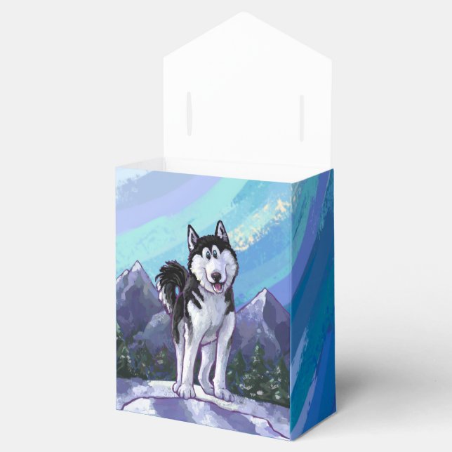 Husky Gifts & Accessories Favour Box (Opened)
