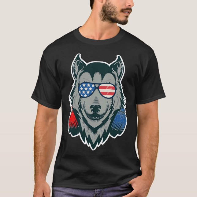 Husky On Watch Essential   T-Shirt (Front)