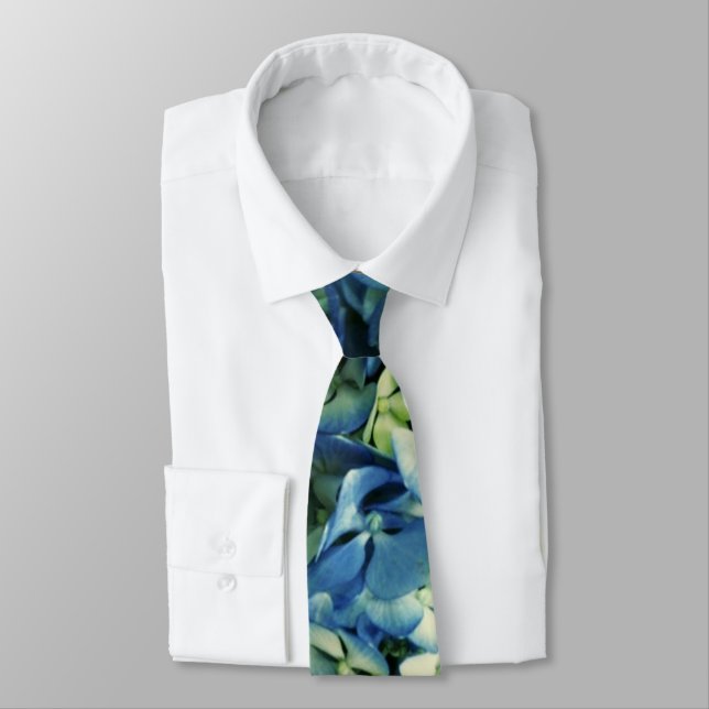 Hydrangea Tie (Tied)