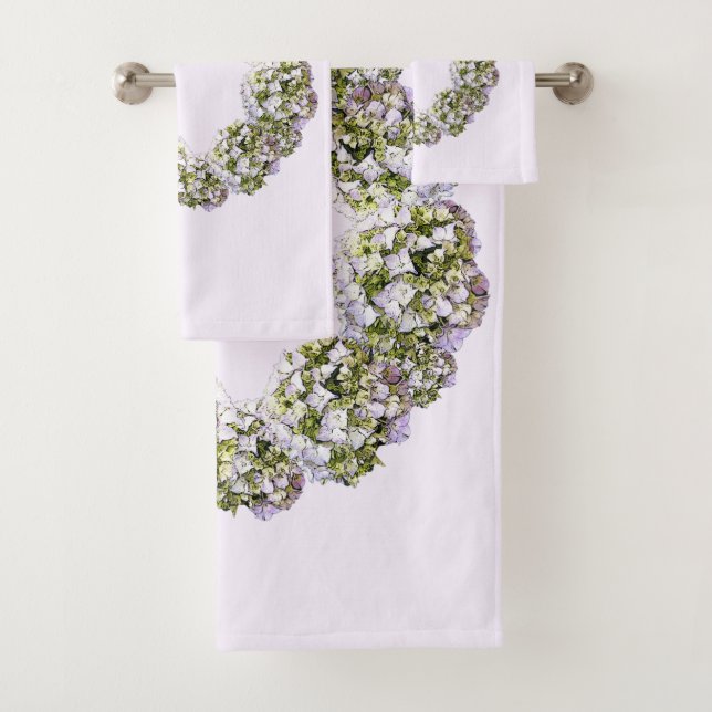 Hydrangea Wreath Bath Towel Set (Insitu)