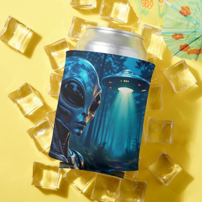 Hyper Realistic Alien and UFO in the Forest Can Cooler (In Situ Summer)
