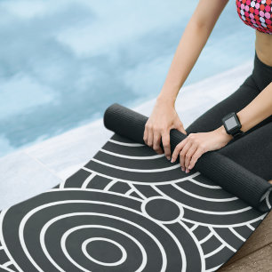 hypnotic circles yoga mat