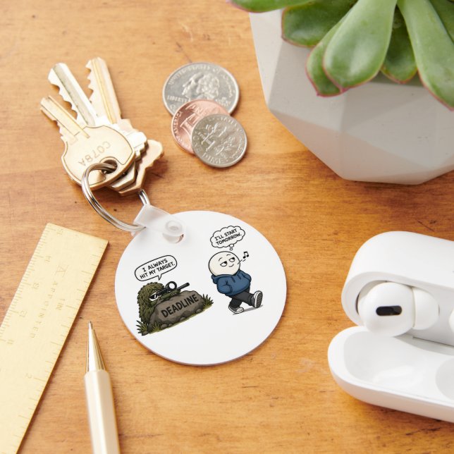 I Always Hit My Target – Funny Procrastination  Key Ring (Desk)
