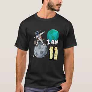 I Am 11 Space Astronaut Kid Moon Walker 11th Birth T-Shirt