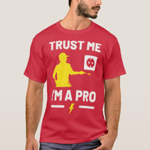 I Am A Pro Craftsman Funny Electrician  T-Shirt