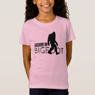 I Believe in Bigfoot  Funny Sasquatch T-Shirt