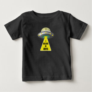 I Believe In UFO'S  Alien Spaceship T-Shirt