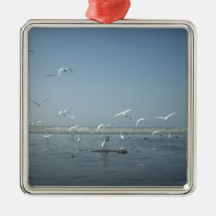 I can flying metal tree decoration