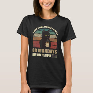 I Dont like morning people Morning grouch cat with T-Shirt