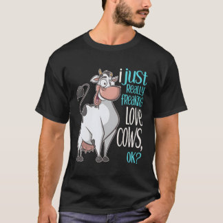 I Freaking Love Cows Funny Cow Gift Shirt For Kids