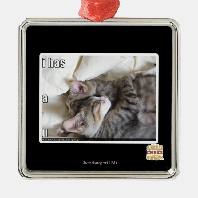 I has a u metal tree decoration (Front)