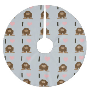 I heart bigfoot brushed polyester tree skirt
