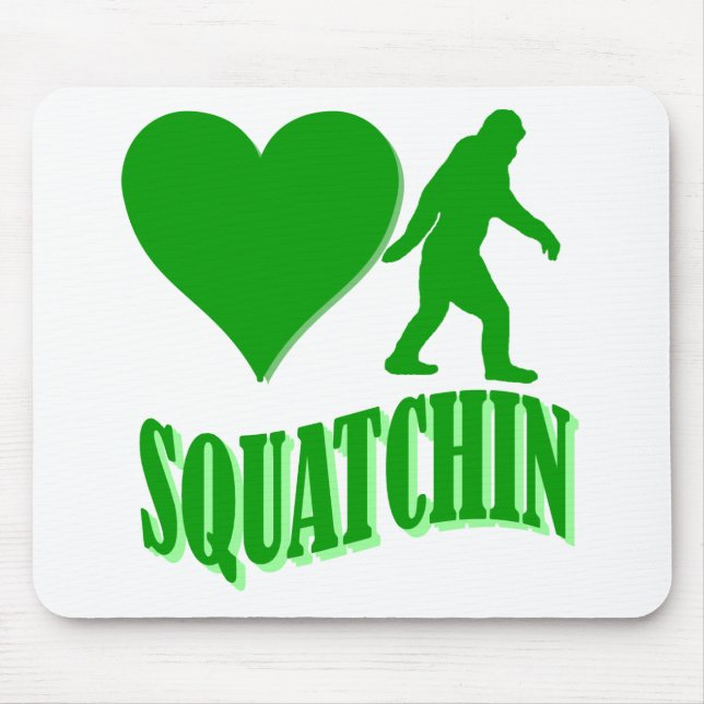 I heart squatchin mouse mat (Front)