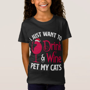 I Just Want To Drink Wine And Pet My Cat Santa Kit T-Shirt