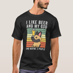 I Like Beer And My German Shepherd Retro Vintage D T-Shirt