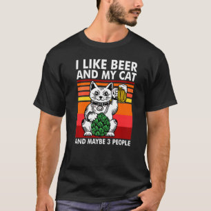 I Like Beer My Cat And Maybe 3 People Cat  Retro T-Shirt