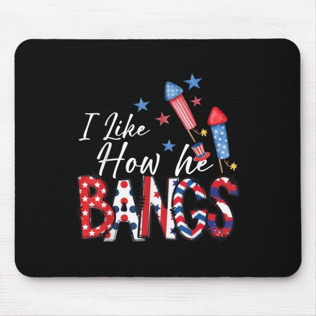 I Like How She Explodes Fireworks Funny Couple 4th Mouse Mat (Front)